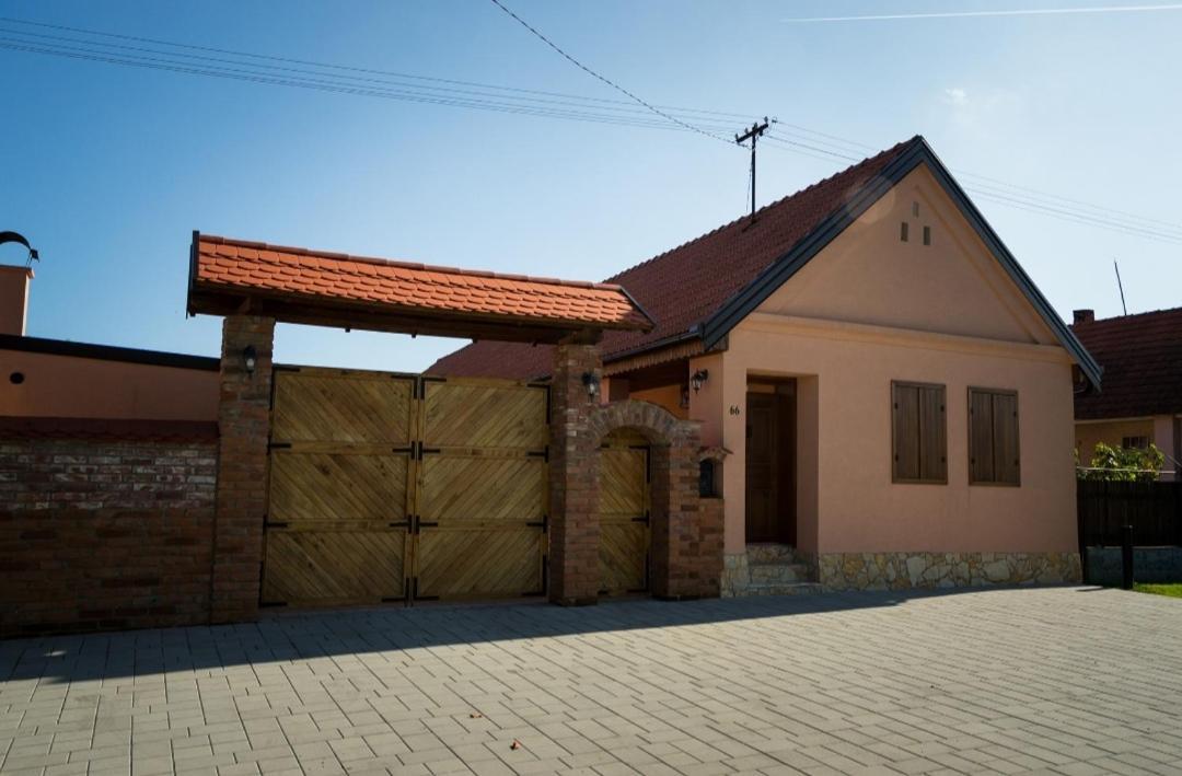 Kuca Za Odmor Poppke Apartment Fericanci Exterior photo