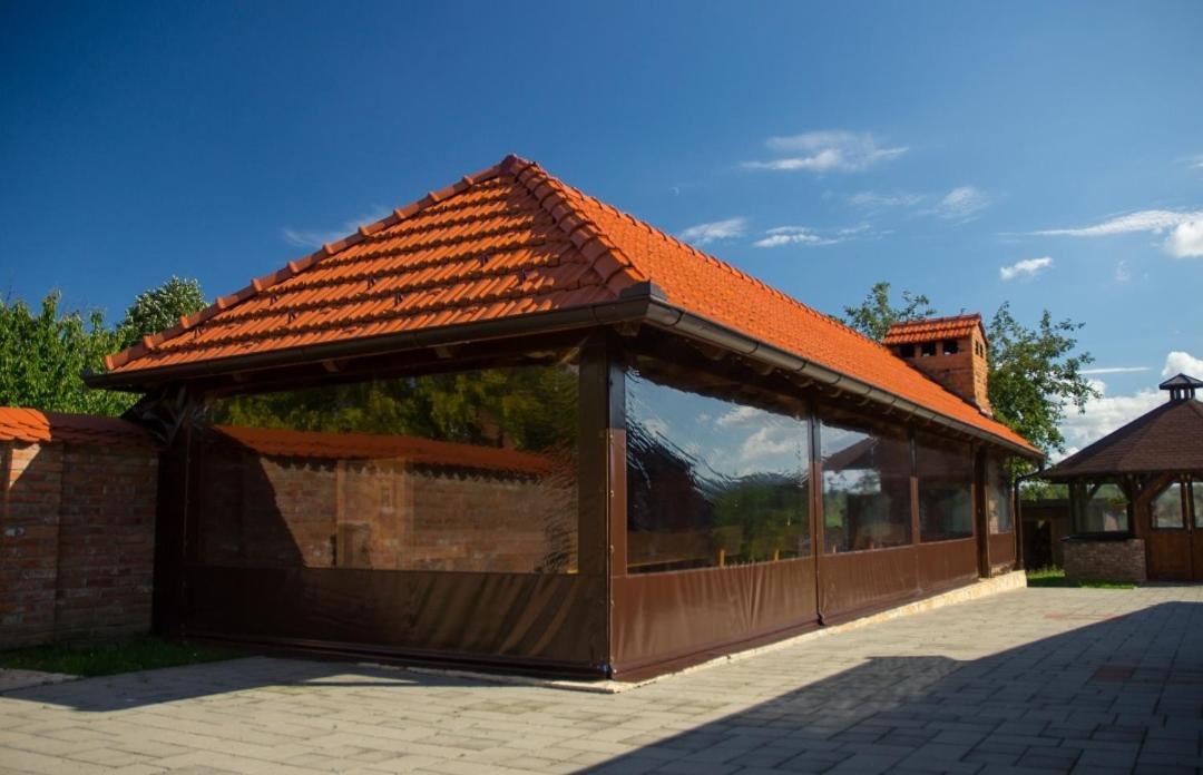 Kuca Za Odmor Poppke Apartment Fericanci Exterior photo